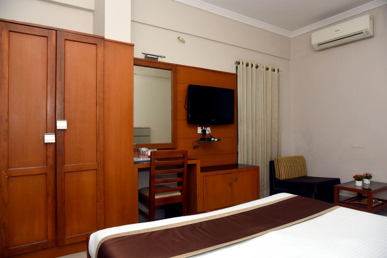 Hotel Pearl International Chennai Zewnętrze zdjęcie